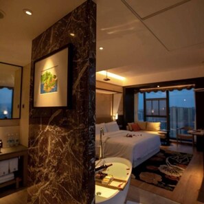 Exclusive Double Room, City View | Desk, blackout drapes, free WiFi - Hengding Century Hotel (Chengdu)