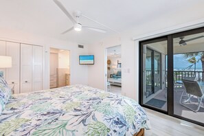 2 bedrooms, iron/ironing board, free WiFi, bed sheets - OCEAN'S REACH 2D2: 2-Bdrm, Corner/Gulf-Front View, All Amenities Open! (Sanibel Island)