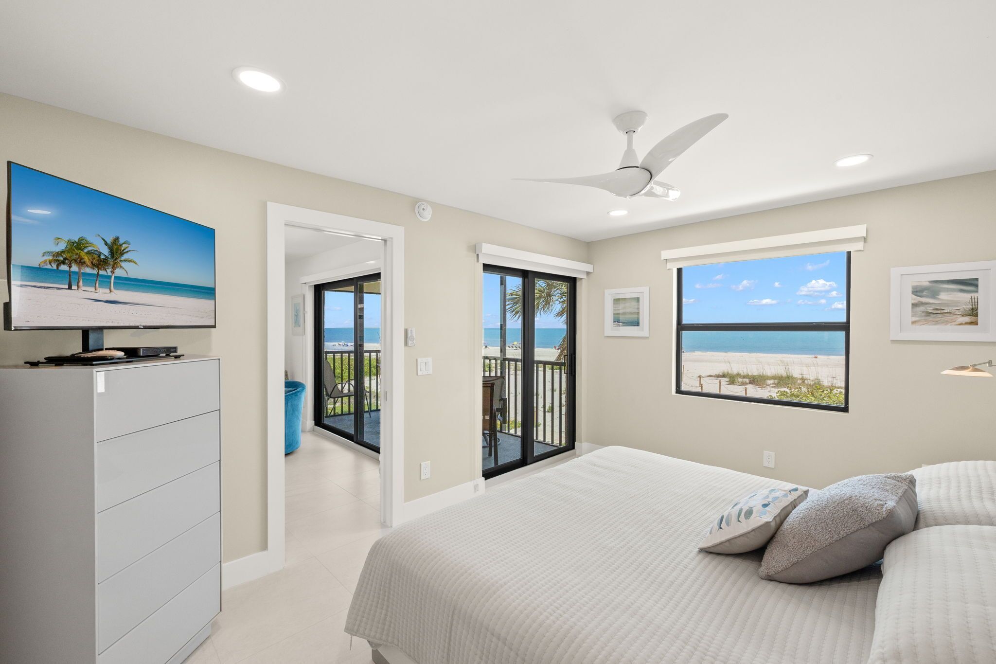 2 habitaciones, tabla de planchar con plancha y wifi gratis 