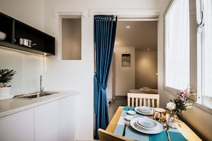 Studio Apartment with Window | Private kitchenette