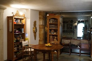 Dining - Best location in town for this comfortable, beautiful extraordinary house. (Siracusa)