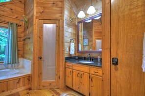 Bathroom - Falling Leaf - Blue Ridge (Blue Ridge)