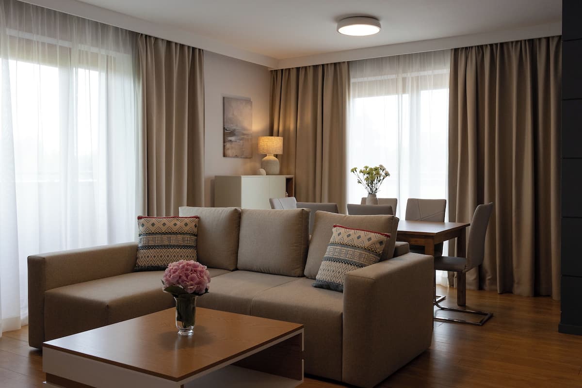 Apartment (72) | Living area | Flat-screen TV