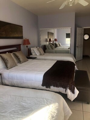 4 bedrooms, iron/ironing board, free WiFi, bed sheets - FAMILY FUN spacious 4 bedroom home with pool/spa, bbq, game room & 8 beds (Palm Desert)