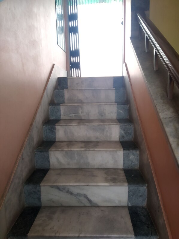 Interior - HOLIDAY HOMEt in TOLLYGUANGE Kolkata (Kolkata)