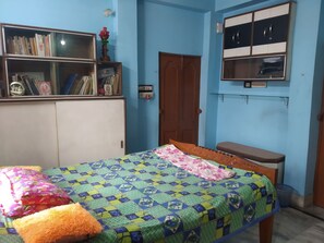 1 bedroom, iron/ironing board, WiFi - HOLIDAY HOMEt in TOLLYGUANGE Kolkata (Kolkata)