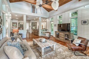 TV - Coastal Elegance: with Private Pool, Bikes, Electric Cart and WaterColor Beach Club Access. (Santa Rosa Beach)