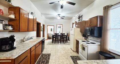 Large 3 bedroom Great Falls get away