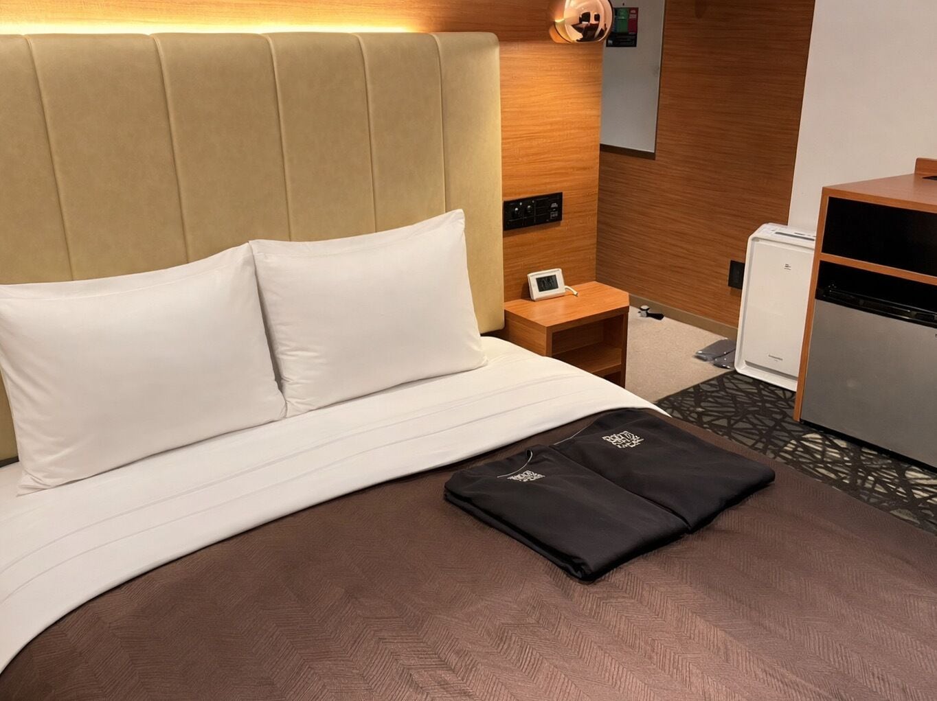 Economy Double Room, 1 Double Bed, Non Smoking | Desk, laptop workspace, iron/ironing board, free WiFi