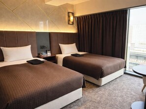 Standard Twin Room, Non Smoking | Desk, laptop workspace, iron/ironing board, free WiFi - PLACE Hotel Ascot (Kumamoto)