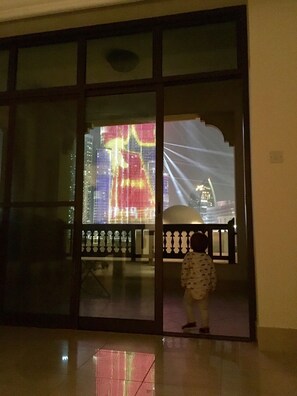 صورة غير مصنفة، 4 من 6، زرّ