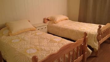 2 bedrooms, free WiFi, bed sheets