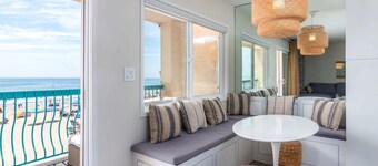 Remodeled Oceanfront Condo | Top Floor Views, King Bed & Beach Access
