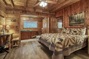 2 bedrooms, free WiFi, bed sheets - Sleepy Bear - Sleeps 6 in 2 Master suites! Great location! (Sevierville)