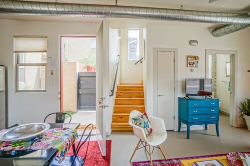 Frida Kahlo!  1bd / 1. Condo 5ba près de la vieille ville / scierie