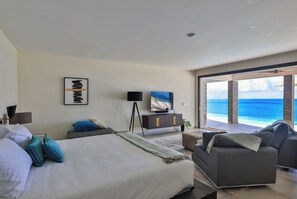 7 chambres, fer et planche à repasser, accès Internet, draps fournis