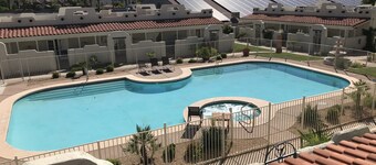 18- St George Condo with 2 queen beds