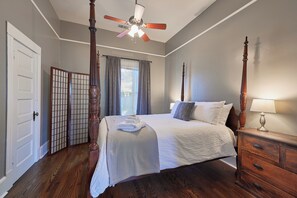 1 Schlafzimmer, Bügeleisen/Bügelbrett, Reisekinderbett, kostenloses WLAN