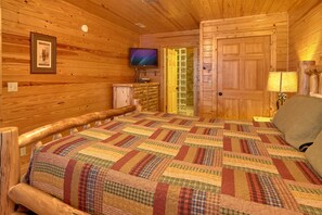 4 bedrooms, free WiFi, bed sheets