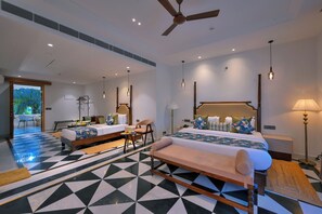 Family Room | Desk, laptop workspace, free WiFi, bed sheets - Ranthambore Bagh Palace (Sawai Madhopur)