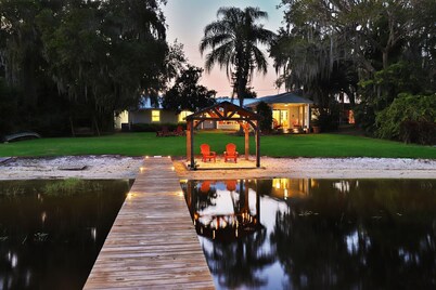Beautiful home on Crooked Lake- perfect for families or couples getaway