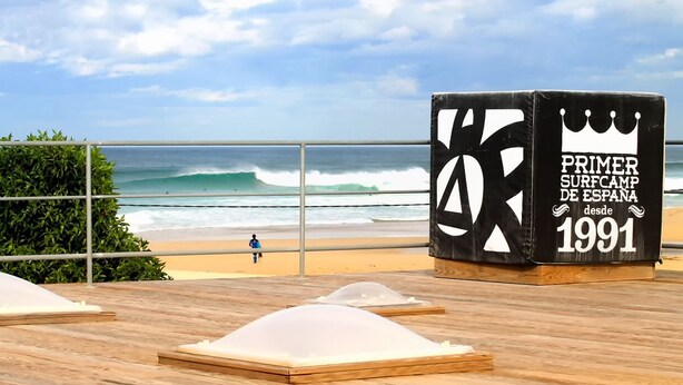 Unclassified image, 1 of 19, button - Raz Surf Camp (Carballo)