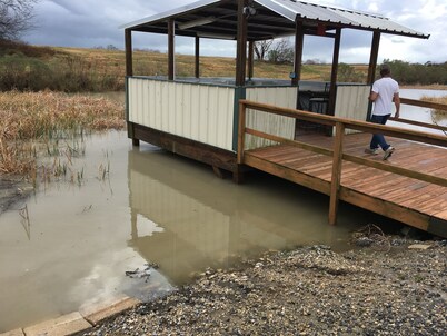 "Clean/Maintained Fully Furnished Lodging"-Redfish