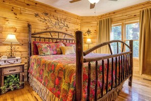 1 bedroom, free WiFi, bed sheets - Body and Soul - Sleeps 2! (Gatlinburg)