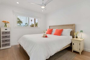 2 bedrooms, iron/ironing board, free WiFi, bed sheets - Luxury Oceanfront Condo | Panoramic Views, California King & Beach Access (Carpinteria)