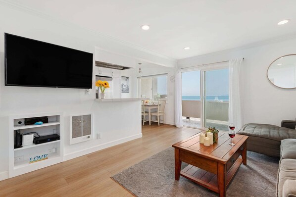 Smart TV - Luxury Oceanfront Condo | Panoramic Views, California King & Beach Access (Carpinteria)