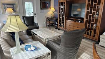 TV connectée, livres, imprimantes