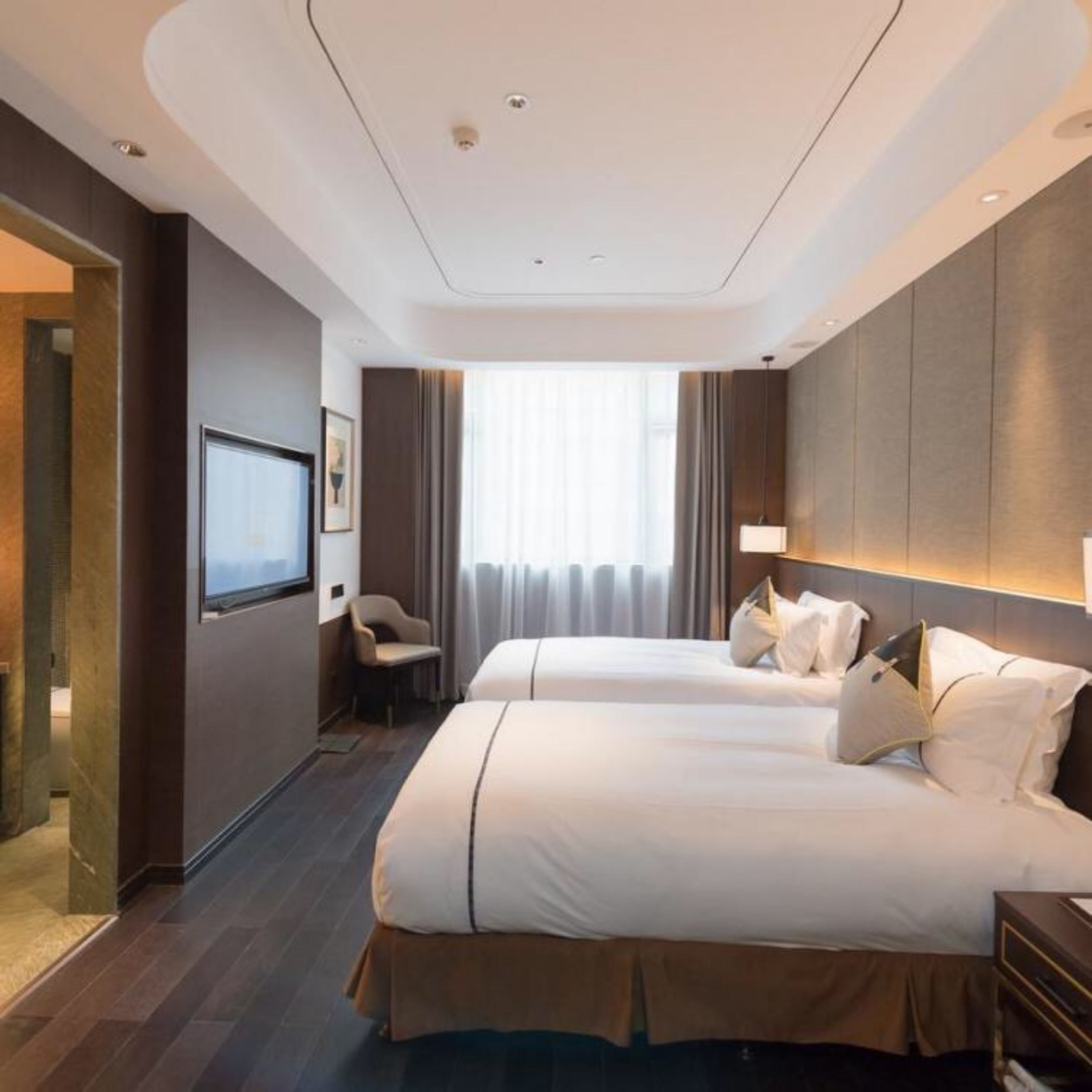 desk, blackout curtains, free wifi, bed sheets