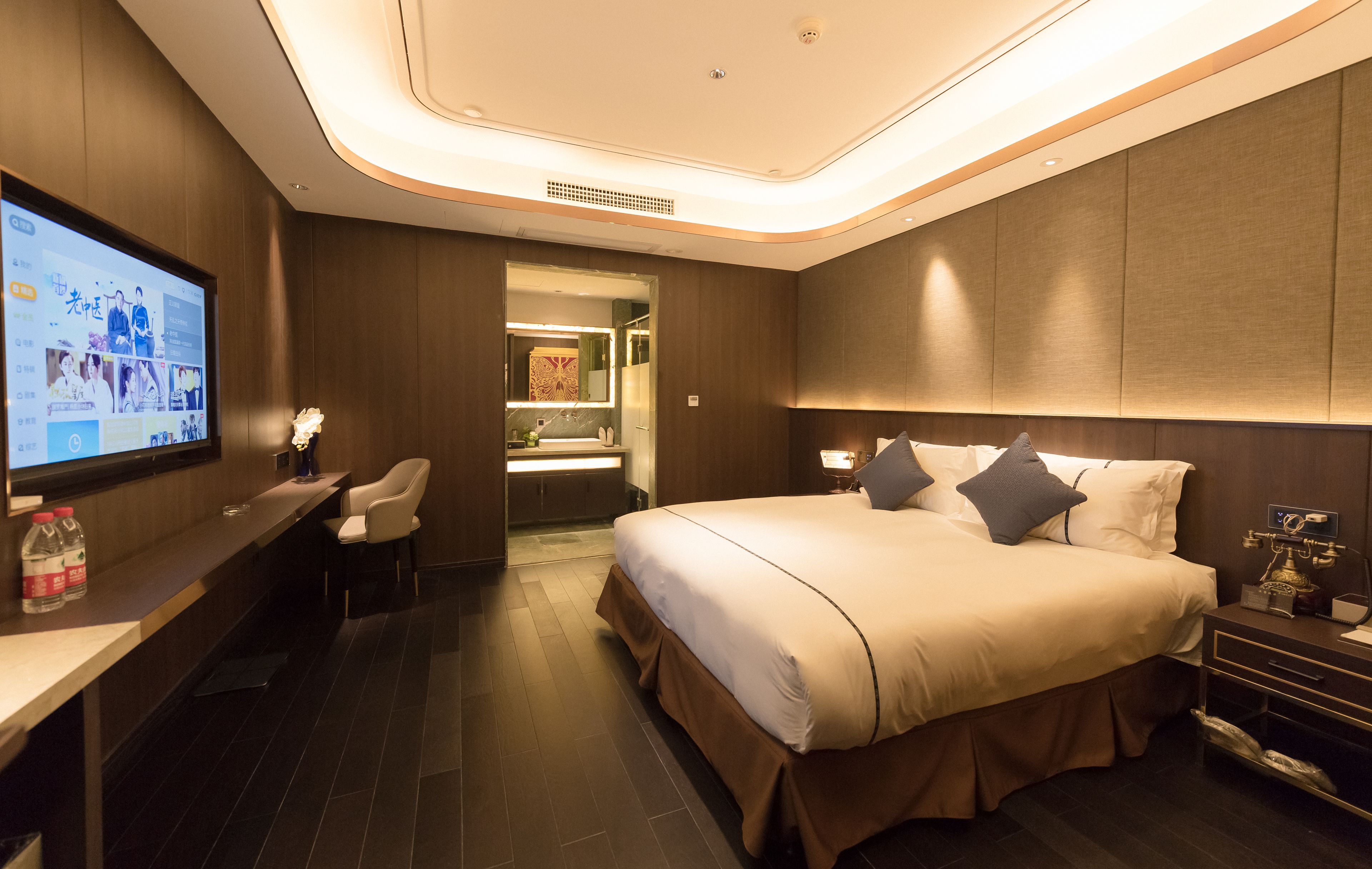 signature double room, no windows | desk, blackout curtains, free wifi, bed sheets