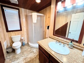 Doccia, asciugacapelli, asciugamani