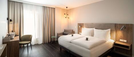 Superior Room | Premium bedding, in-room safe, desk, laptop workspace