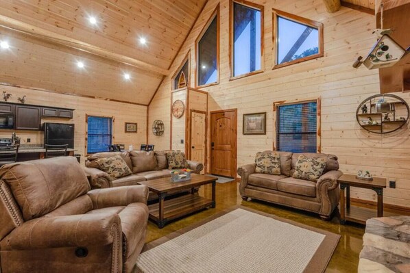 Smart TV, chimenea y videojuegos 