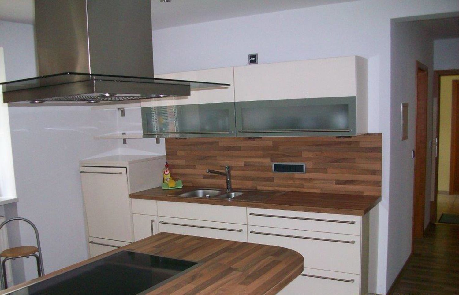 Tủ lạnh, lò nướng, bếp nấu, máy rửa bát 