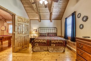 3 bedrooms, free WiFi, bed sheets