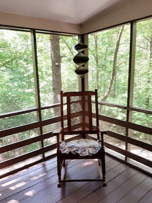 Interior - Welcome to Owls Nest Cabin NC!<br><br>Close to Wineries, waterfalls, antique shops etc (Otto)
