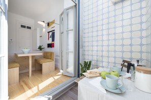 Living area - Tripas-Coração, São Bento Apartments (Porto)