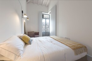 Design Apartment, 2 Bedrooms, Balcony (Sá da Bandeira 3 Duplex) | Desk, laptop workspace, free cribs/infant beds, free WiFi - Tripas-Coração, Sá da Bandeira Apartments (Porto)