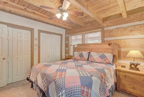 2 bedrooms, iron/ironing board, Internet, bed sheets