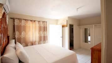 1 habitación, escritorio, tabla de planchar con plancha y wifi gratis