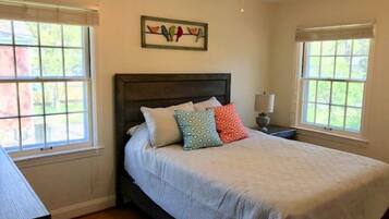 2 chambres, lit parapluie, Wi-Fi, draps fournis