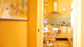 Appartement, 1 slaapkamer | Dineren op de kamer