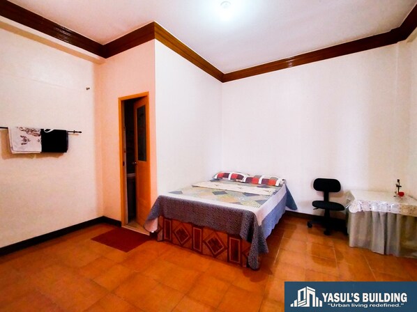 Deluxe Room | Individually furnished, desk, laptop workspace, free WiFi