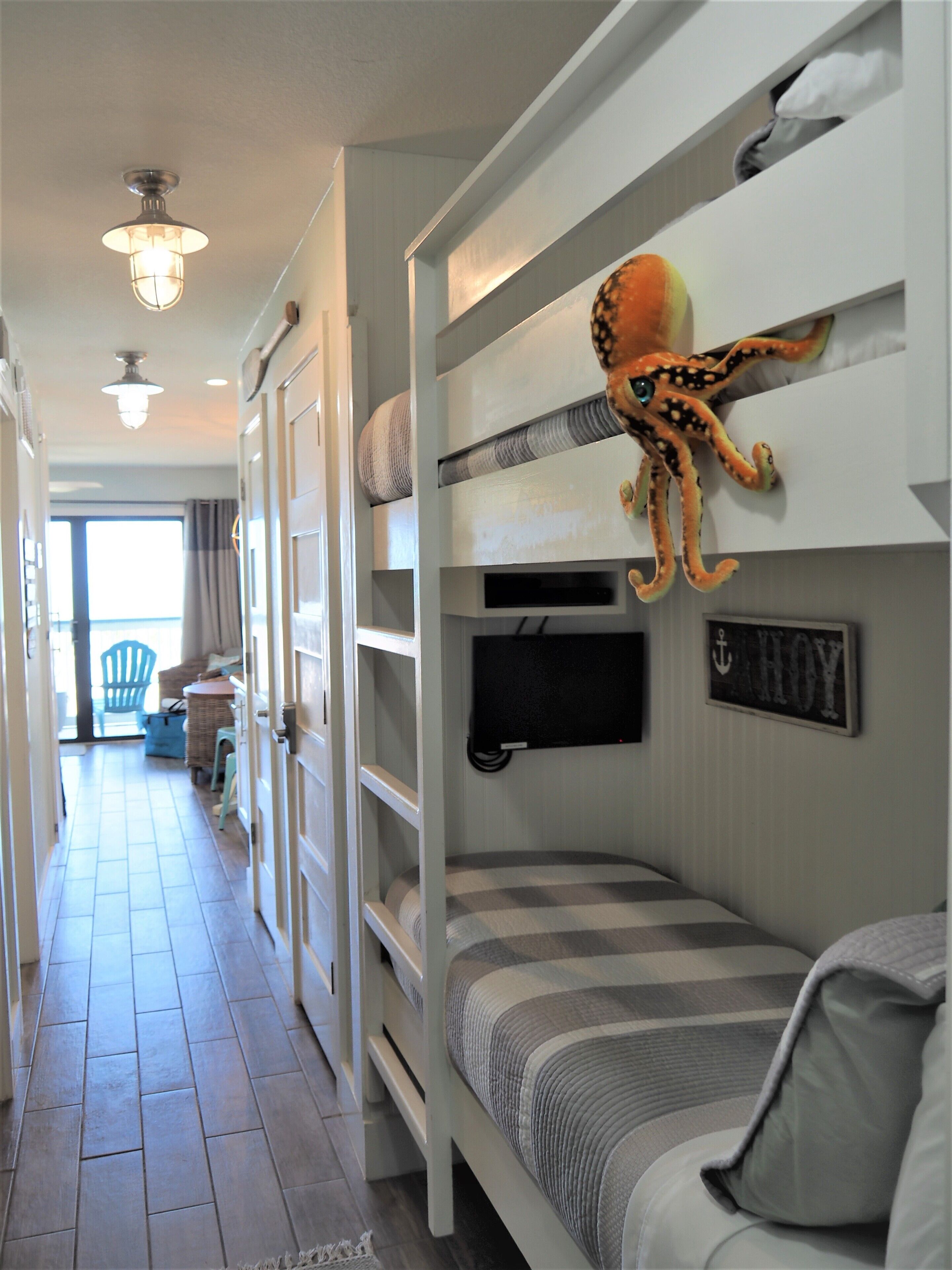 1 chambre, fer et planche à repasser, lit parapluie, Wi-Fi gratuit