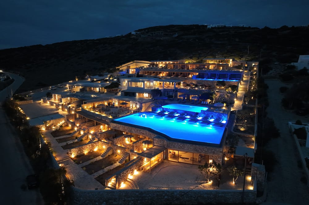 Mythic Paros