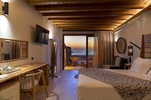 Cave Suite, Sea View, Outdoor Jetted Tub | Roupas de cama de algodão egípcio, roupas de cama premium