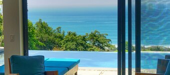 The Rock House: Atemberaubendes Luxushaus mit Meerblick und privatem Infinity-Pool